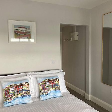 Estuary View Apartment Килръш Екстериор снимка