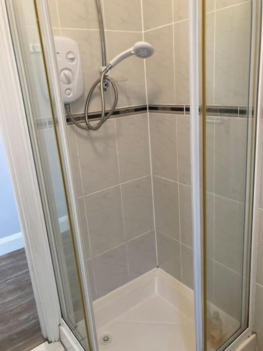 Estuary View Apartment Килръш Екстериор снимка