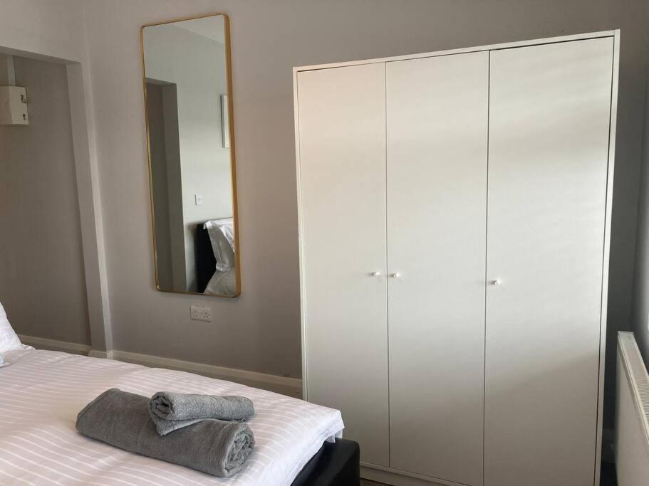 Estuary View Apartment Килръш Екстериор снимка