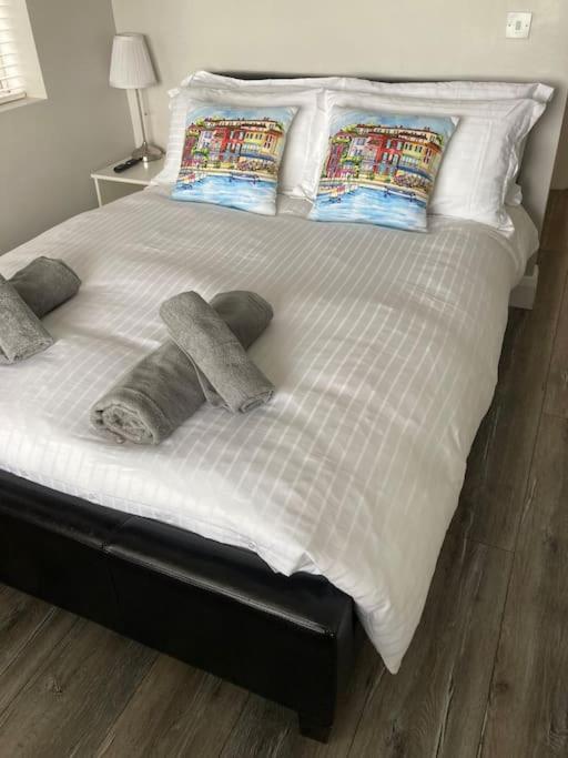Estuary View Apartment Килръш Екстериор снимка