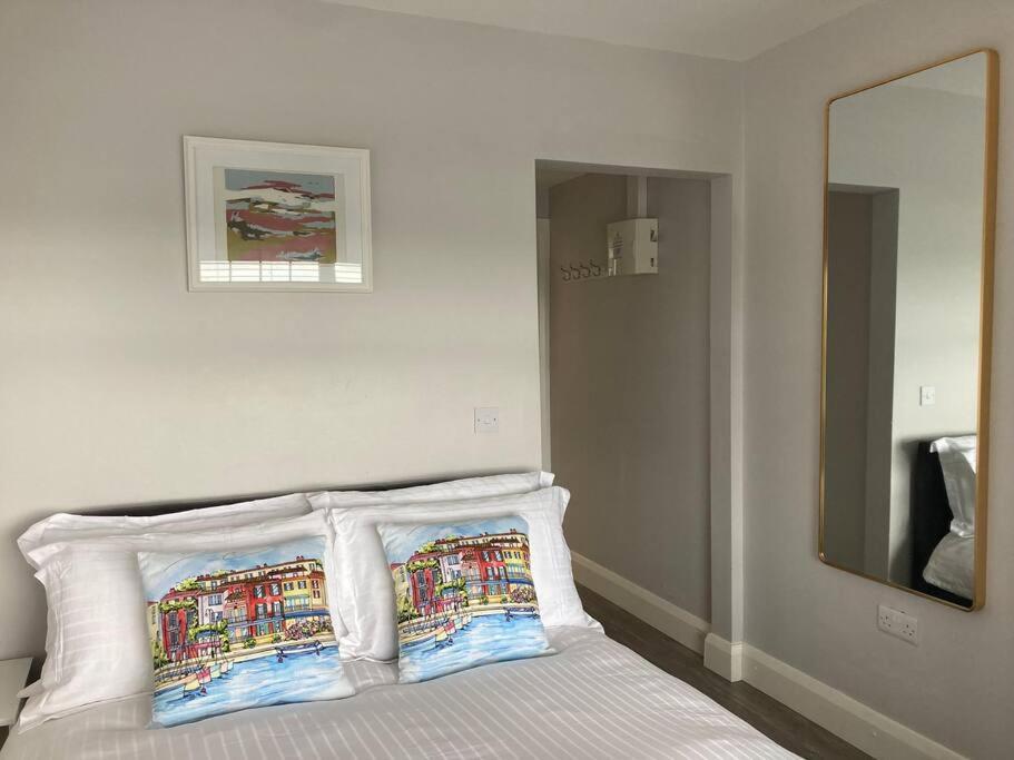 Estuary View Apartment Килръш Екстериор снимка