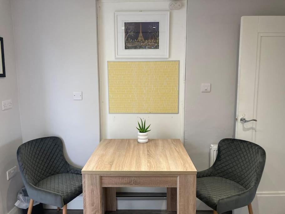 Estuary View Apartment Килръш Екстериор снимка